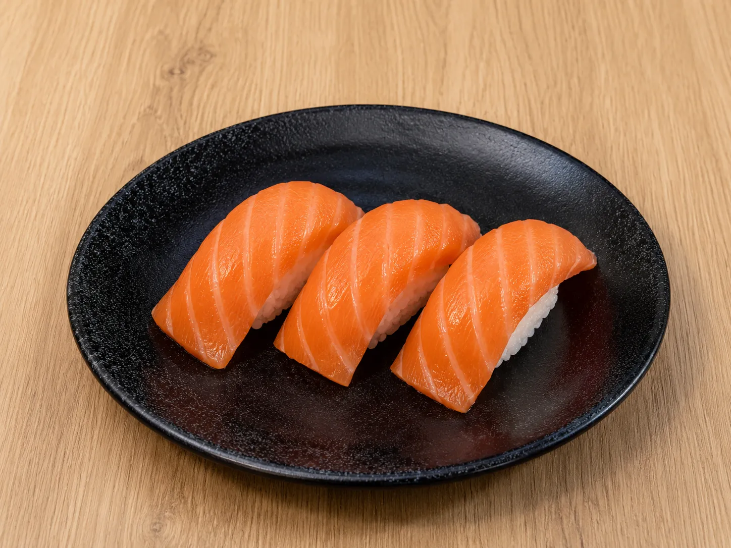 Nigiri de Salmón (3 uds.)