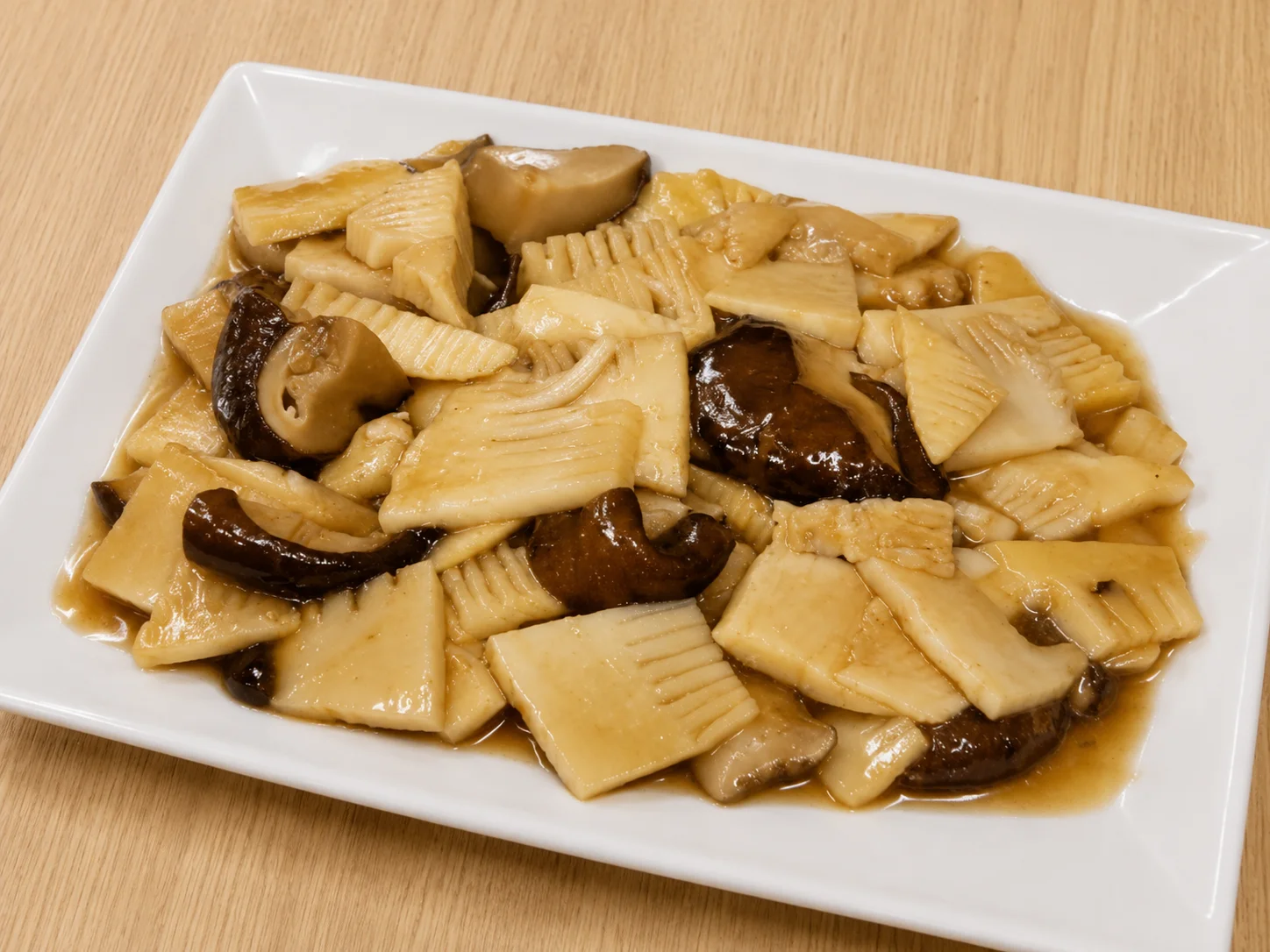 Bambú de Invierno y Seta Negra al Wok