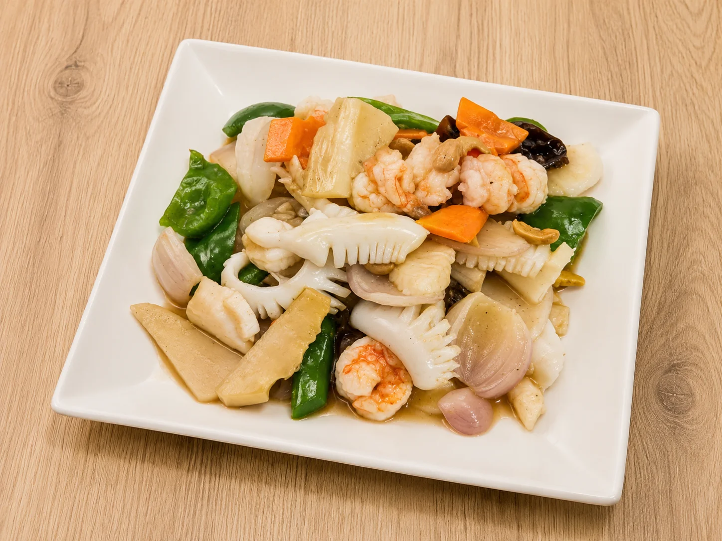 Mariscos con Verduras al Estilo Wok